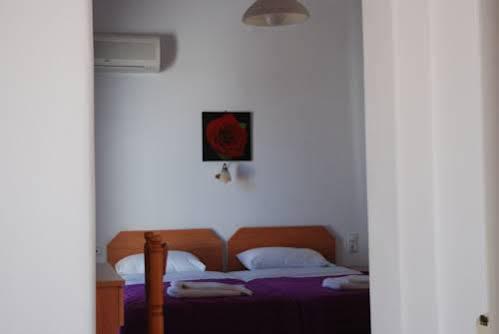 טורלוס Pension Katerina Studios מראה חיצוני תמונה
