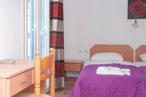 טורלוס Pension Katerina Studios מראה חיצוני תמונה